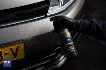 Cartec Essentials - Insect Remover fles in gebruik