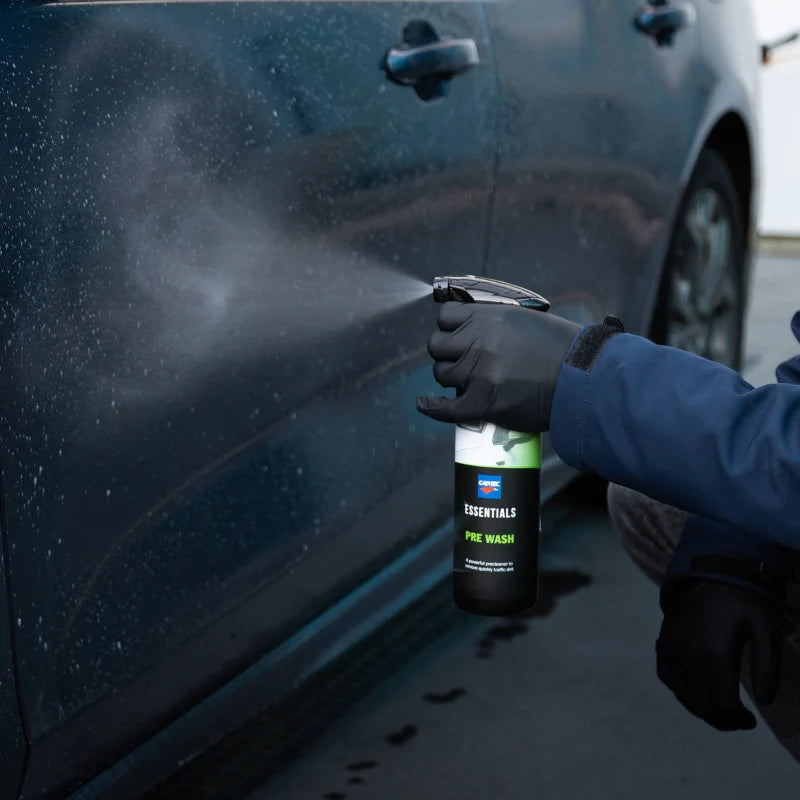 Cartec Essentials - Pre Wash fles in gebruik